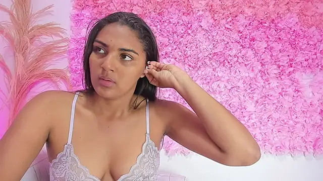 Melodymoore  online show from 01/12/26, 10:36