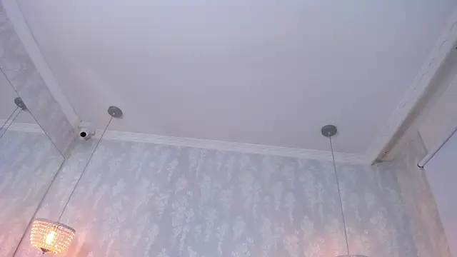 zephyra-angels online show from 12/20/25, 04:04