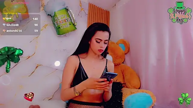 Snapshot of ValeriCardenas chatting on 03/21/25, 04:17 ValeriCardenas online show from 03/21/25, 04:17