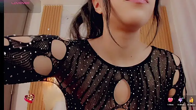 ValeriCardenas online show from 11/14/25, 01:09