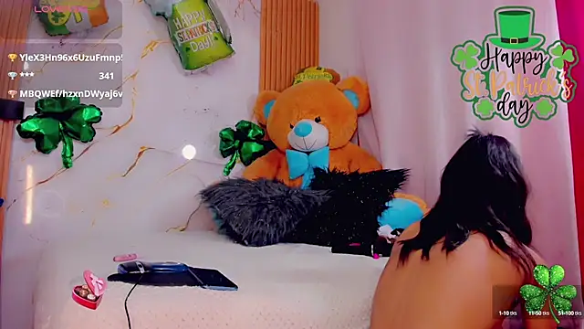 Snapshot of ValeriCardenas chatting on 03/19/25, 04:36 ValeriCardenas online show from 03/19/25, 04:36