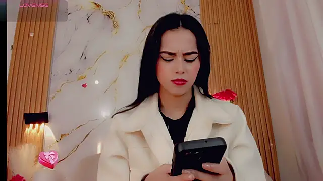 ValeriCardenas online show from 11/19/25, 01:16