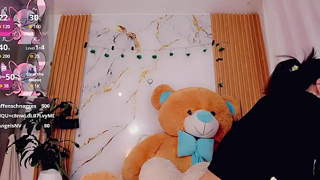 ValeriCardenas online show from 04/11/26, 02:08