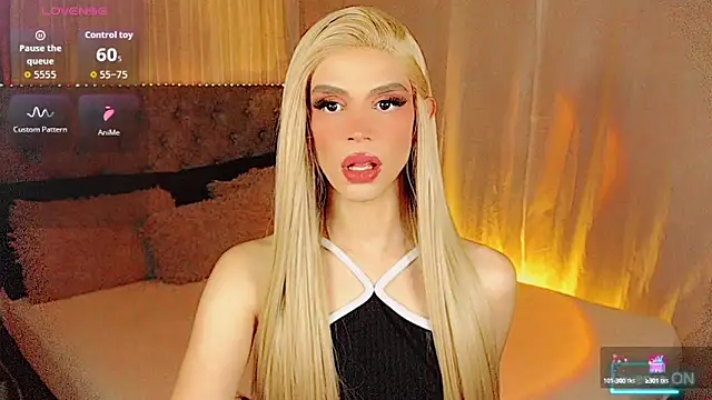 Snapshot of Dalila_moan chatting on 10/11/25, 02:01 Dalila moan online show from 10/11/25, 02:01