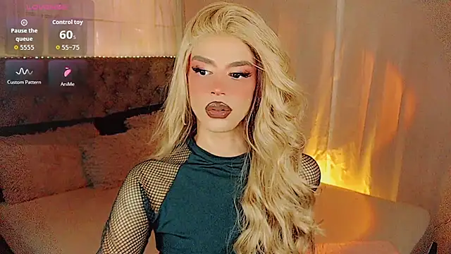 Dalila moan online show from 11/23/25, 09:36