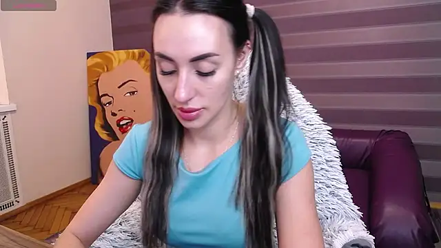 JenniferStone online show from 05/03/26, 07:13