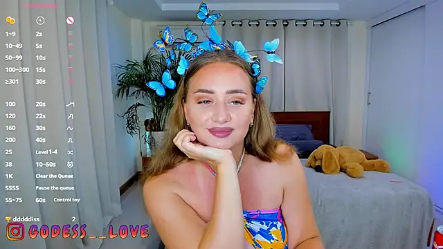 Snapshot of CherryViola chatting on 03/15/25, 12:58 CherryViola online show from 03/15/25, 12:58