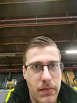 luckyluuk25 online show from 02/25/25, 01:21