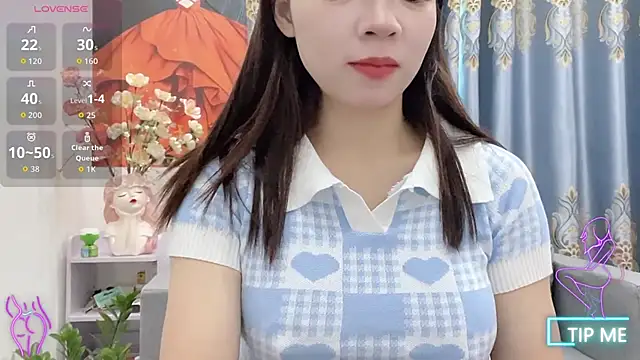 Snapshot of shishi_101 chatting on 11/05/25, 01:42 shishi 101 online show from 11/05/25, 01:42