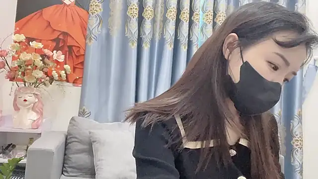 Snapshot of shishi_101 chatting on 12/17/25, 02:27 shishi 101 online show from 12/17/25, 02:27