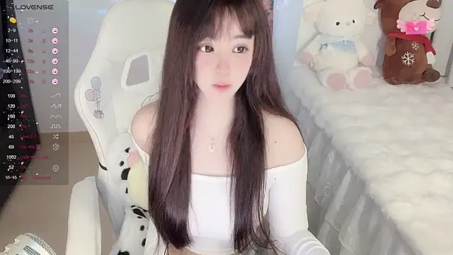 Milla-z online show from 10/04/25, 11:23