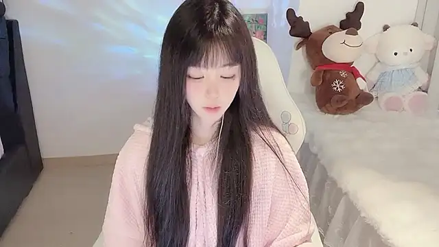 Milla-z online show from 11/14/25, 09:24