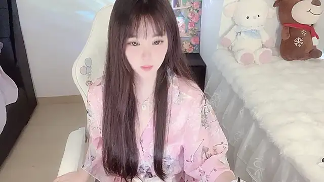 Milla-z online show from 09/30/25, 07:36