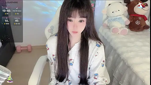 Snapshot of Milla-z chatting on 02/06/26, 07:59 Milla-z online show from 02/06/26, 07:59