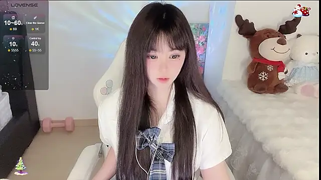 Snapshot of Milla-z chatting on 02/02/26, 12:15 Milla-z online show from 02/02/26, 12:15