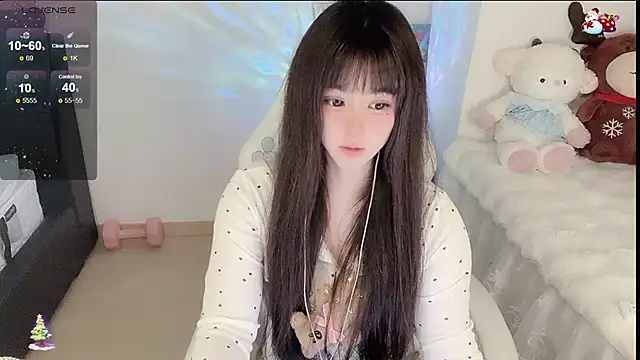 Snapshot of Milla-z chatting on 02/04/26, 11:05 Milla-z online show from 02/04/26, 11:05