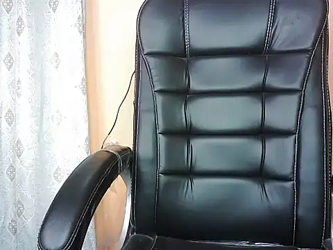 Snapshot of Mahi_DarlingS chatting on 03/07/25, 04:02 Mahi DarlingS online show from 03/07/25, 04:02