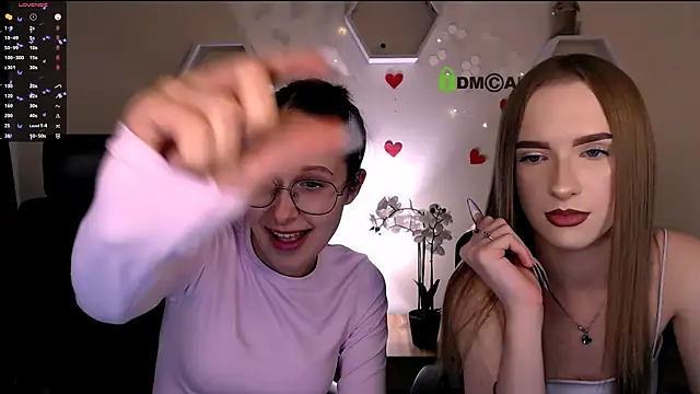 doll vey online show from 10/04/25, 10:44