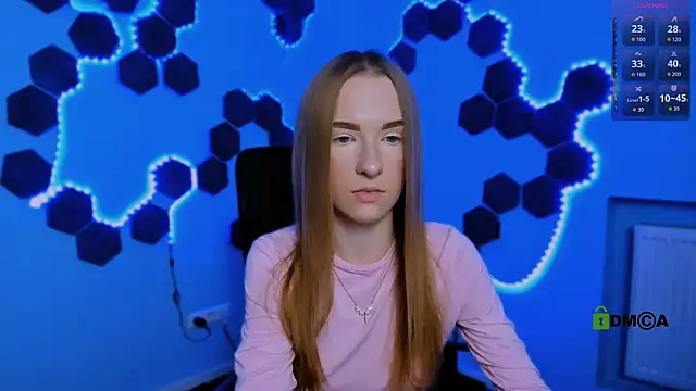 doll vey online show from 12/16/25, 09:08