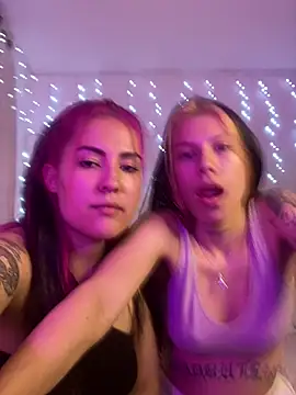 Ginny Julia online show from 03/10/25, 11:38