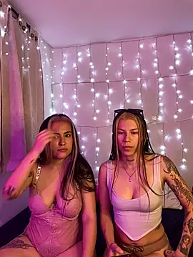 Ginny Julia online show from 03/04/25, 05:11