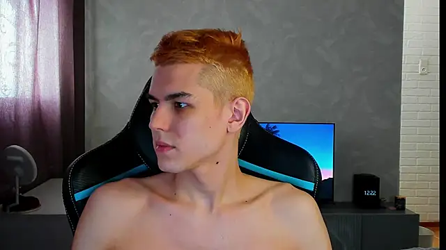 Snapshot of TravisRevas chatting on 03/09/25, 09:24 TravisRevas online show from 03/09/25, 09:24