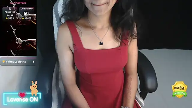 Snapshot of fullmoan chatting on 11/21/25, 05:34 fullmoan online show from 11/21/25, 05:34