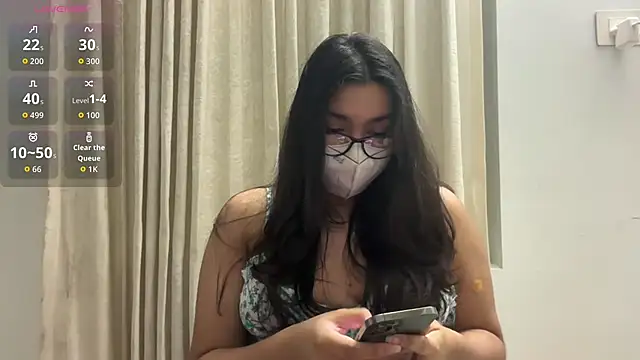 oviyakalra online show from 09/23/25, 01:56