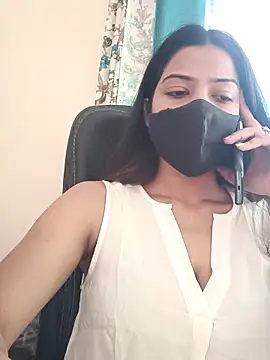 Snapshot of CRAZY__BITE chatting on 02/08/26, 09:51 CRAZY BITE online show from 02/08/26, 09:51