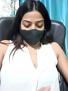 Snapshot of CRAZY__BITE chatting on 02/27/26, 10:53 CRAZY BITE online show from 02/27/26, 10:53