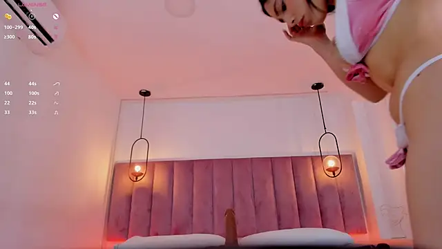 Haily b online show from 10/30/25, 08:28