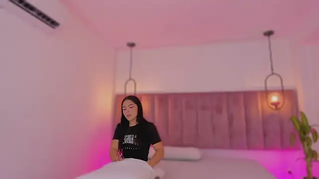 Haily b online show from 02/17/26, 07:44