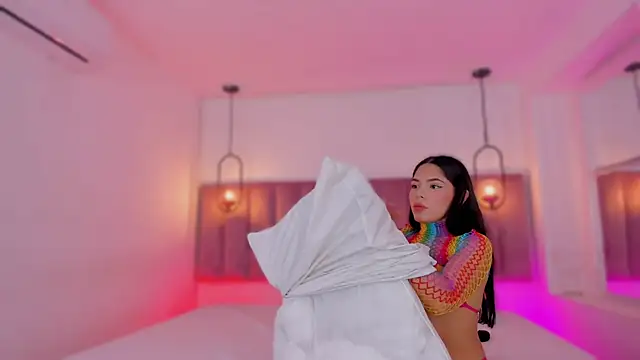 Haily b online show from 12/22/25, 07:58