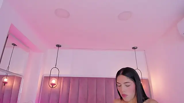 Haily b online show from 11/30/25, 07:47