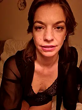 Snapshot of Rosemarie_Blu chatting on 02/26/25, 10:36 Rosemarie Blu online show from 02/26/25, 10:36