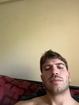 Snapshot of shuki0101 chatting on 03/10/25, 06:12 shuki0101 online show from 03/10/25, 06:12