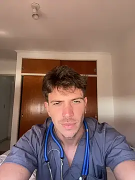 Snapshot of shuki0101 chatting on 03/14/25, 03:58 shuki0101 online show from 03/14/25, 03:58