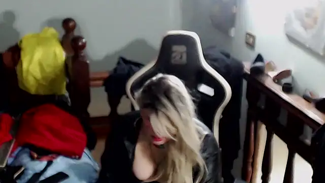 emmex671 online show from 12/19/25, 09:22