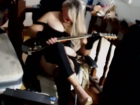 emmex671 online show from 10/20/25, 06:15