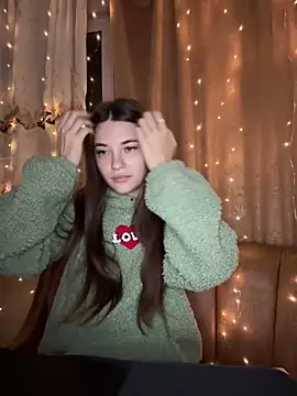 MrrKate online show from 12/15/25, 02:06