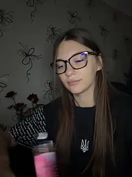 MrrKate online show from 09/27/25, 01:12