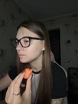 MrrKate online show from 11/24/25, 12:43