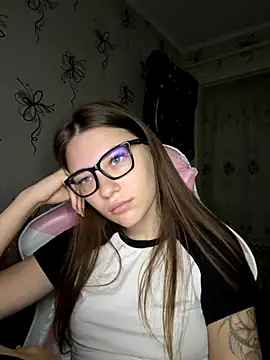 MrrKate online show from 10/03/25, 01:20