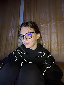 MrrKate online show from 04/28/26, 02:27