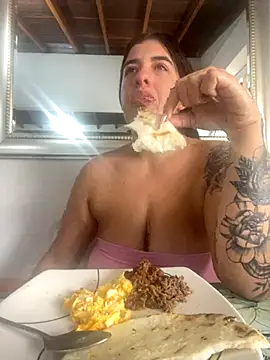 Madisson-Rivas online show from 10/17/25, 01:24