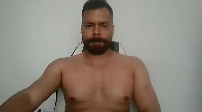 andrhez1994 online show from 03/10/25, 05:07