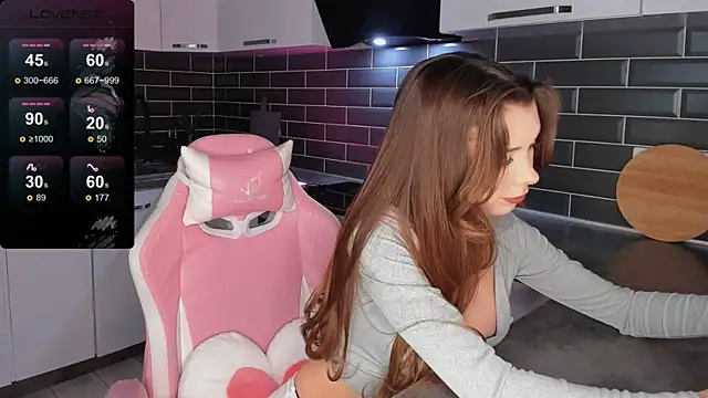 EmmaVictori1 online show from 03/23/26, 06:35