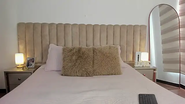 Sophie Restrepo online show from 03/02/26, 03:19