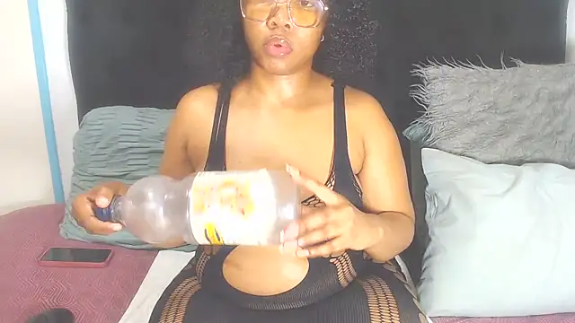 BootyClitQueen online show from 06/21/26, 07:52