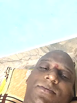 Snapshot of beyondthelines123 chatting on 10/06/25, 02:51 beyondthelines123 online show from 10/06/25, 02:51